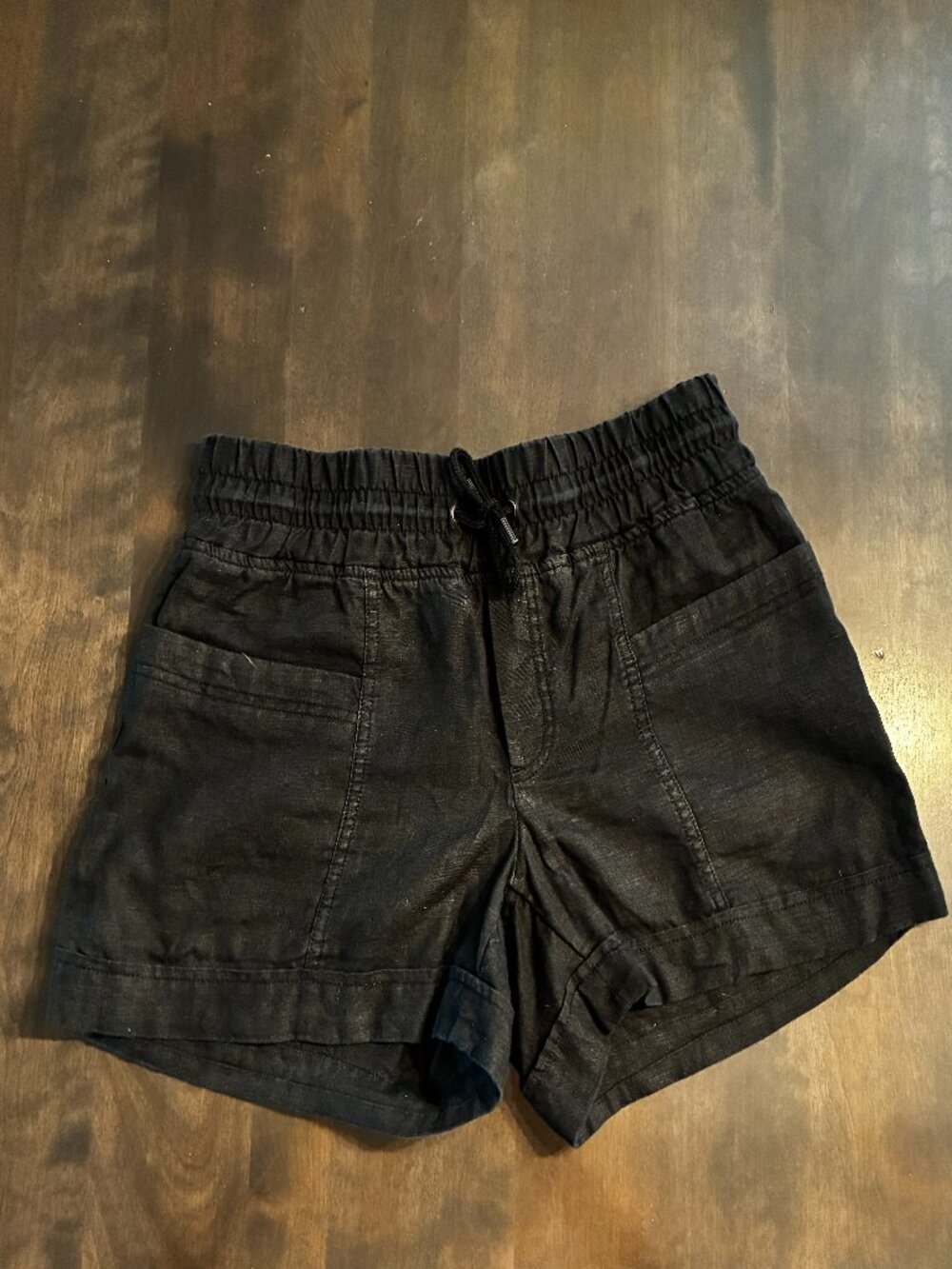 Athleta Cabo linen 4" short